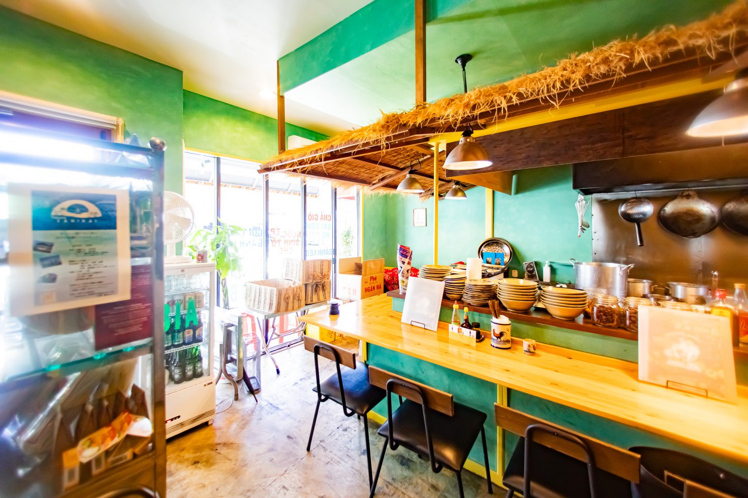 空き店舗をベトナム料理のお店にリノベーション